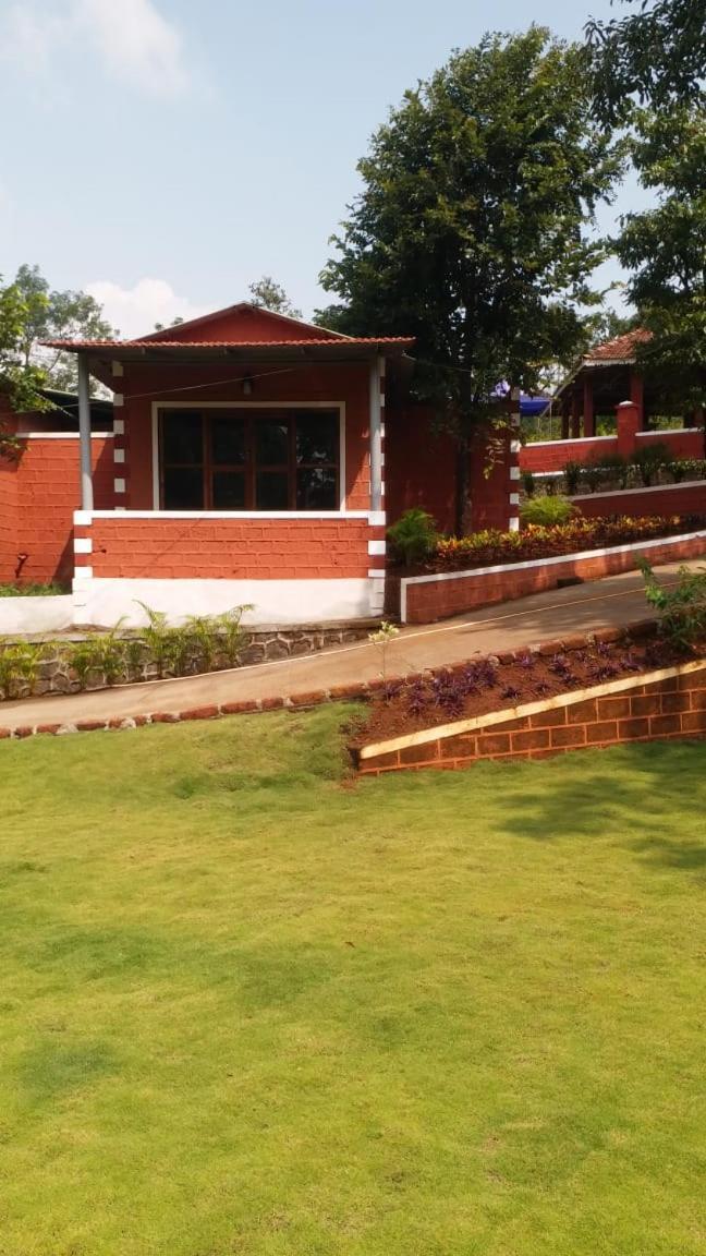 Hotel River Orchid Resort 사타라 외부 사진